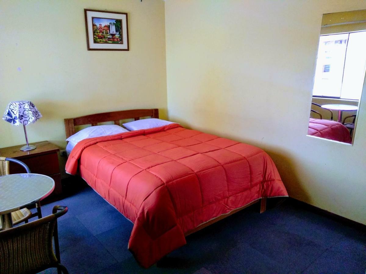 Casa Blanca Hospedaje Huamancaca Bilik gambar