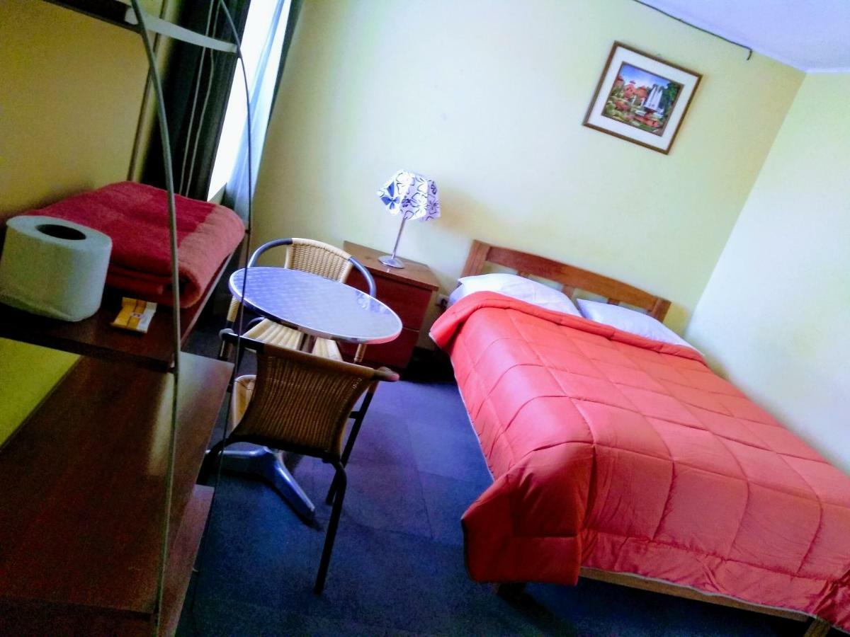 Casa Blanca Hospedaje Huamancaca Bilik gambar