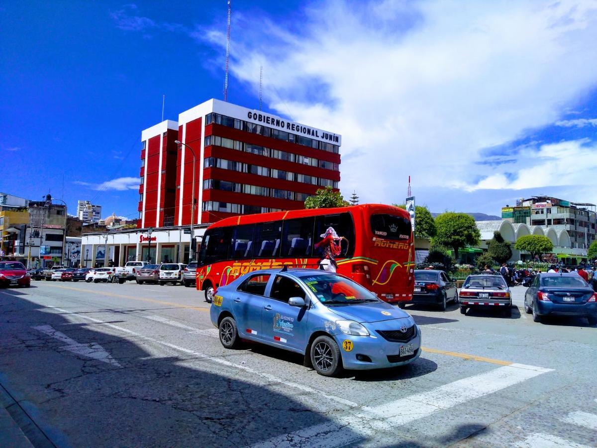 Casa Blanca Hospedaje Huamancaca Luaran gambar